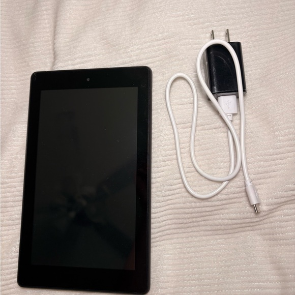 Black Amazon Tablet - Picture 2 of 3